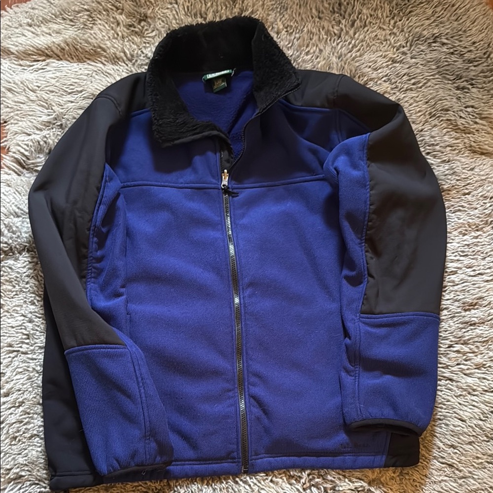 LL Bean Men's Blue and Black Fleece Jacket